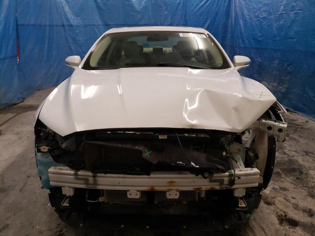 3FA6P0H73ER313239 - 2014 FORD FUSION SE WHITE photo 5