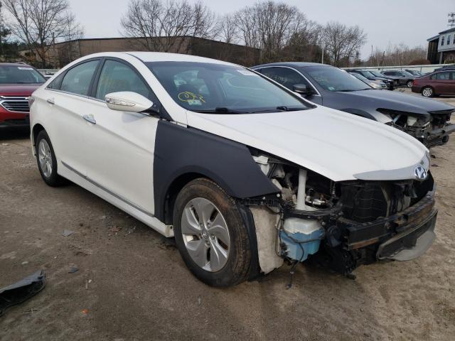 KMHEC4A46DA095732 - 2013 HYUNDAI SONATA HYBRID WHITE photo 4