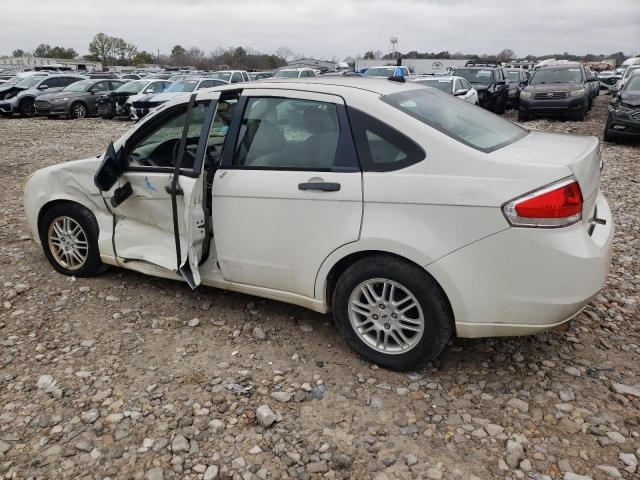 1FAHP3FN1BW105087 - 2011 FORD FOCUS SE WHITE photo 2