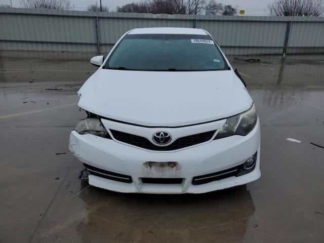 4T1BF1FK0DU221145 - 2013 TOYOTA CAMRY L WHITE photo 5