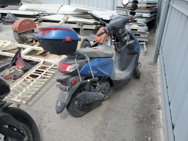 LYDY7TBB1P1500044 - 2023 YIBEN 7 SERIES 蓝色 照片 4