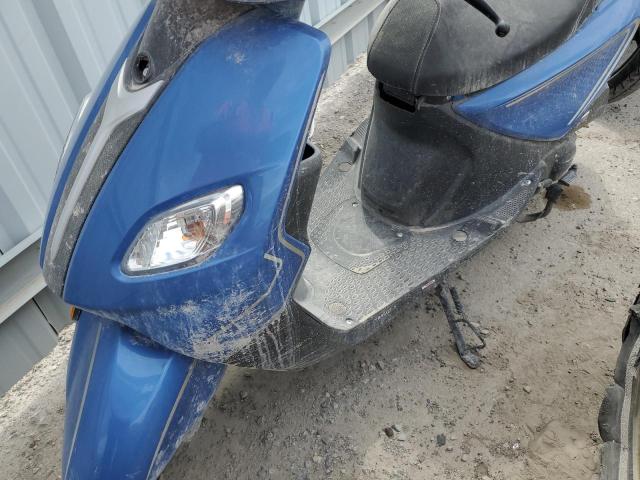 LYDY7TBB1P1500044 - 2023 YIBEN 7 SERIES 蓝色 照片 9