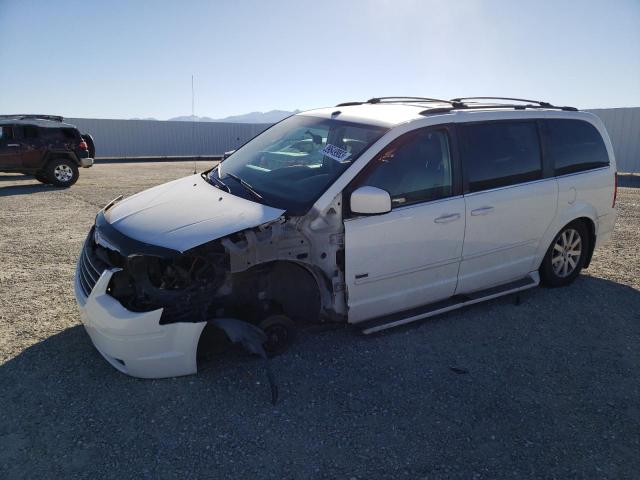 2A8HR54P88R838378 - 2008 CHRYSLER TOWN & COU TOURING თეთრი ფოტო 1