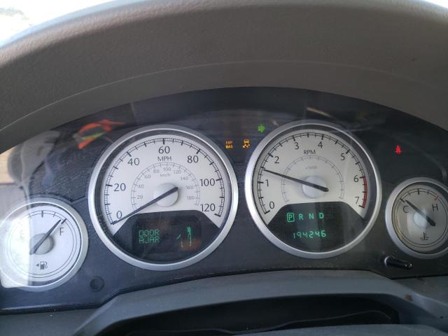 2A8HR54P88R838378 - 2008 CHRYSLER TOWN & COU TOURING თეთრი ფოტო 9