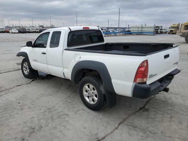 5TETU62N57Z380248 - 2007 TOYOTA TACOMA PRERUNNER ACCESS CAB WHITE photo 2