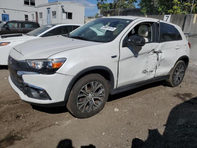 JA4AP3AU7HZ002493 - 2017 MITSUBISHI OUTLANDER ES Սպիտակ լուսանկար 1