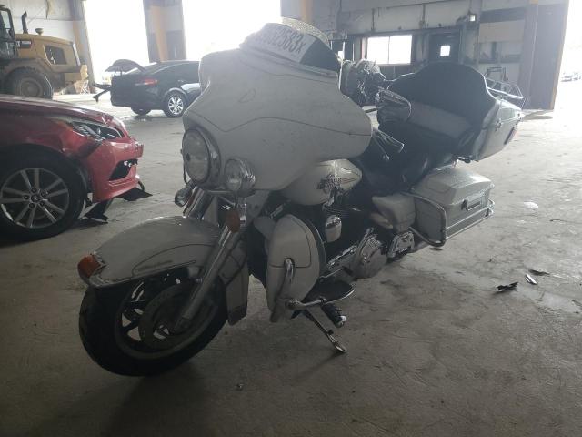 1HD1FC4187Y716954 - 2007 HARLEY-DAVIDSON FLHTCUI 白色 照片 2