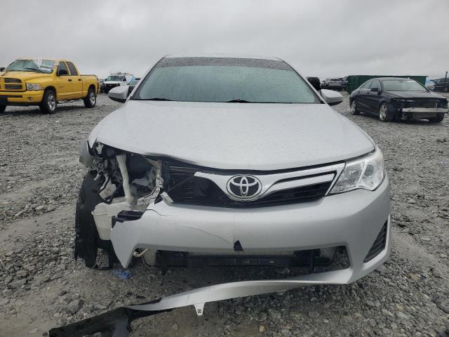 4T1BF1FK6CU012362 - 2012 TOYOTA CAMRY BASE SILVER photo 5