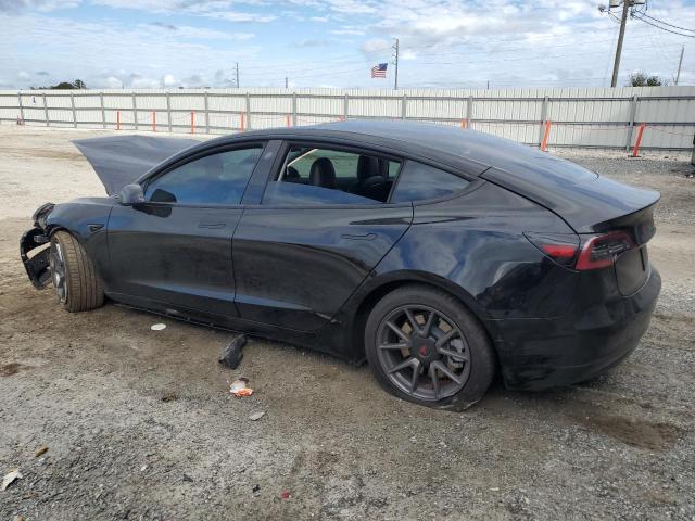 5YJ3E1EB9NF104901 - 2022 TESLA MODEL 3 BLACK photo 2