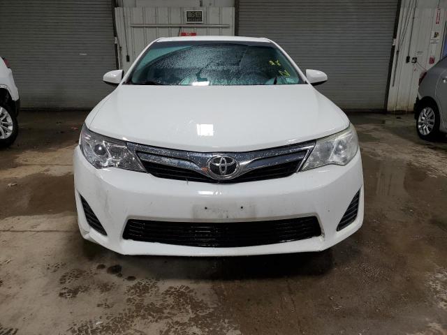 4T4BF1FK4CR196948 - 2012 TOYOTA CAMRY BASE WHITE photo 5