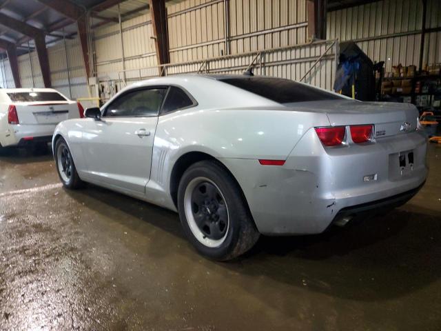 2G1FA1ED7B9114720 - 2011 CHEVROLET CAMARO LS SILVER photo 2