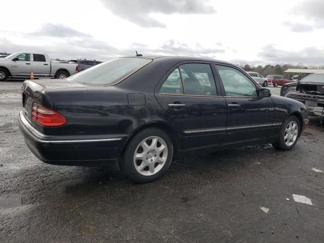 WDBJF70J32B470713 - 2002 MERCEDES-BENZ E 430 BLACK photo 3