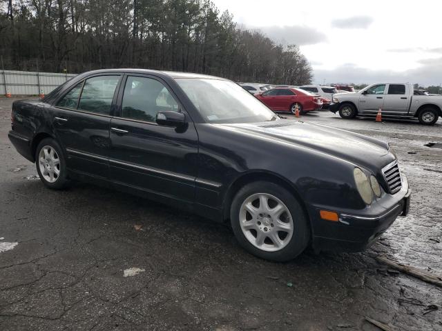 WDBJF70J32B470713 - 2002 MERCEDES-BENZ E 430 BLACK photo 4