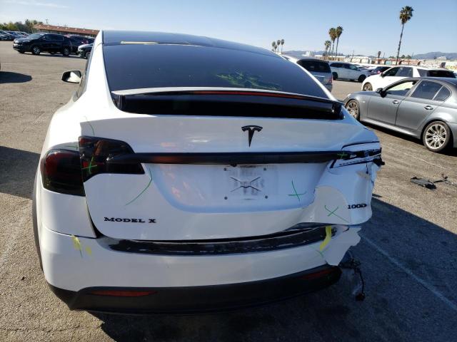 5YJXCBE20JF091639 - 2018 TESLA MODEL X WHITE photo 6