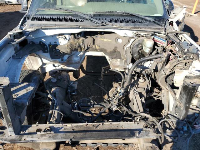 2GCEC19T911175756 - 2001 CHEVROLET SILVERADO C1500 WHITE photo 11