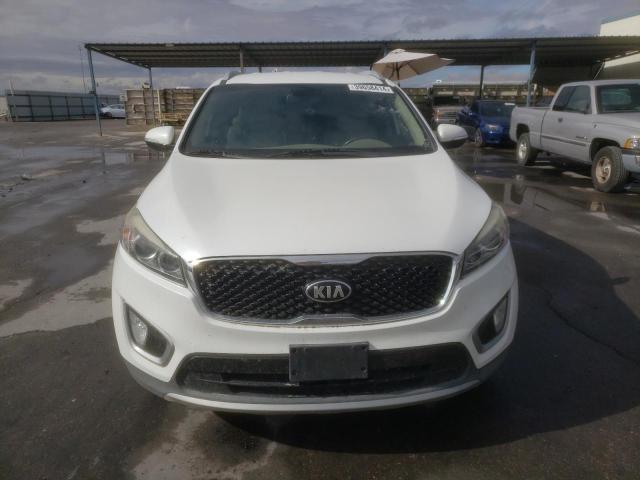 5XYPHDA5XHG225525 - 2017 KIA SORENTO EX WHITE photo 5