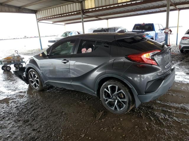 JTNKHMBX6J1003835 - 2018 TOYOTA C-HR XLE GRAY photo 2