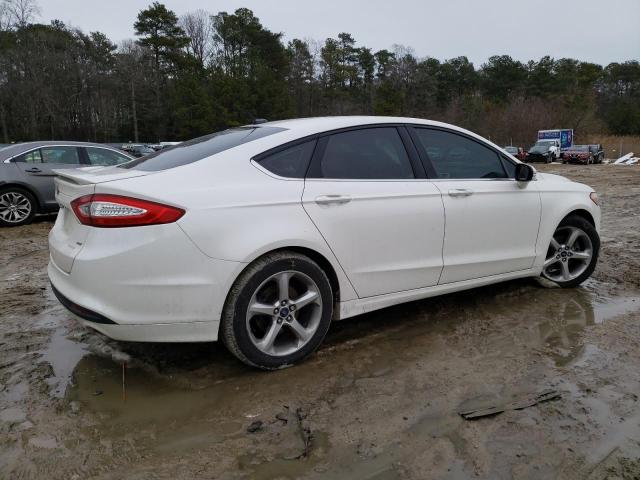 1FA6P0H70E5371988 - 2014 FORD FUSION SE WHITE photo 3