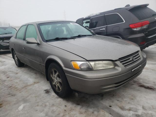 4T1BF28K1WU048497 - 1998 TOYOTA CAMRY CE BEIGE photo 4