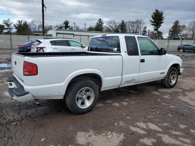 1GCCS1948W8229068 - 1998 CHEVROLET C/K SER S10 WHITE photo 3