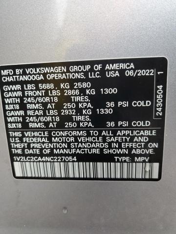 1V2LC2CA4NC227054 - 2022 VOLKSWAGEN ATLAS CROS SE Серебристый фото 13