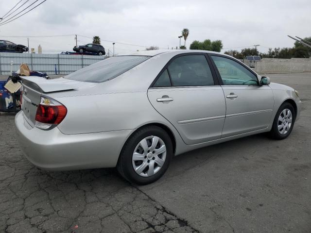 4T1BE32K26U703848 - 2006 TOYOTA CAMRY LE SILVER photo 3