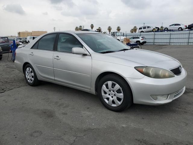 4T1BE32K26U703848 - 2006 TOYOTA CAMRY LE SILVER photo 4