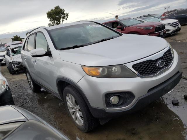 5XYKU4A24BG043001 - 2011 KIA SORENTO EX SILVER photo 4