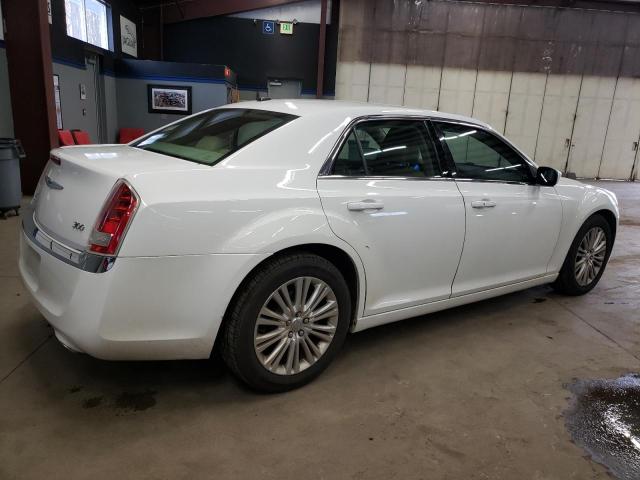 2C3CCARG7DH533401 - 2013 CHRYSLER 300 WHITE photo 3