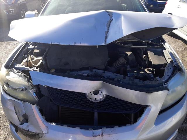 2T1BU4EE2AC242742 - 2010 TOYOTA COROLLA BASE SILVER photo 11