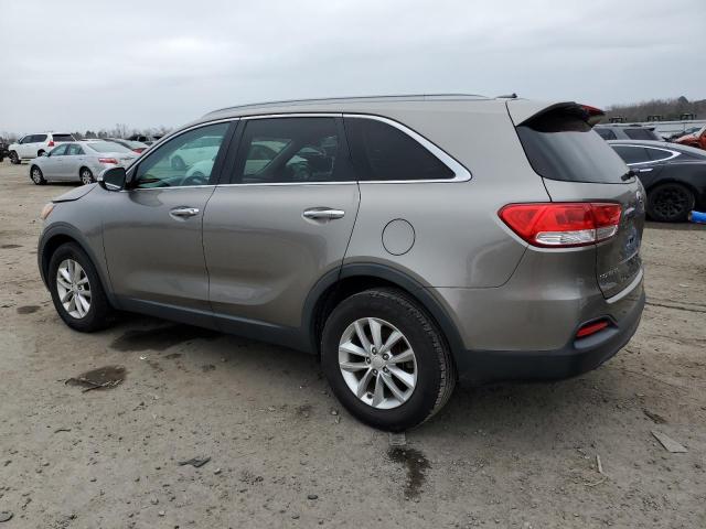 5XYPG4A32HG193106 - 2017 KIA SORENTO LX GRAY photo 2