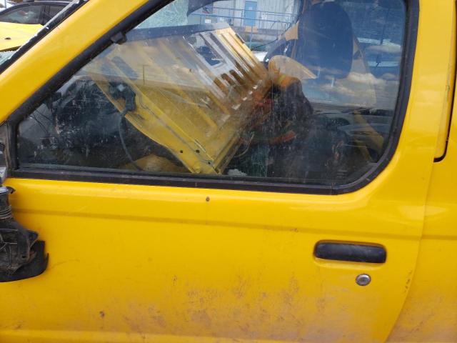 1N6ED27T74C400290 - 2004 NISSAN FRONTIER CREW CAB XE V6 YELLOW photo 7