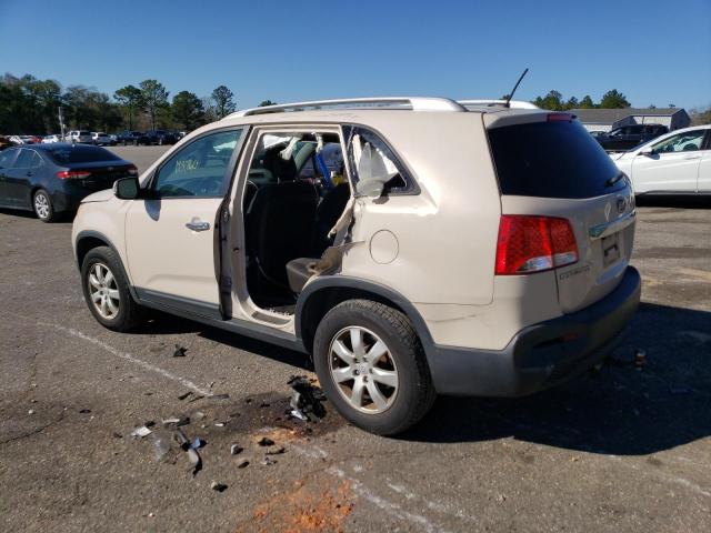 5XYKT4A17BG076360 - 2011 KIA SORENTO BASE BEIGE photo 2