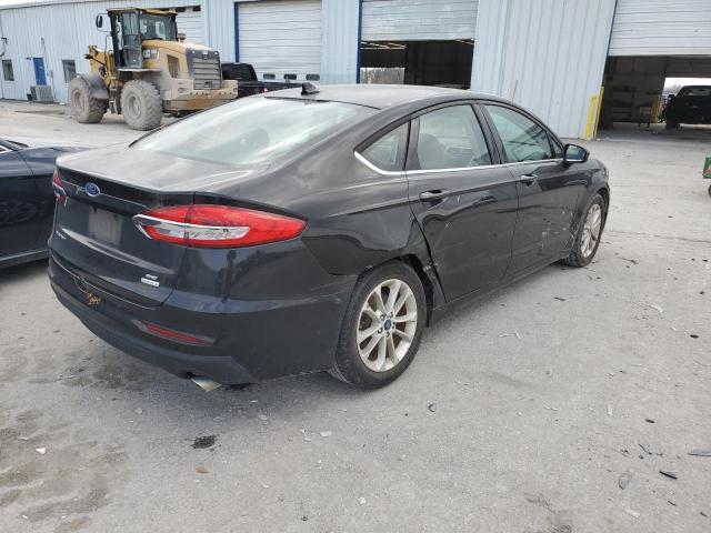 3FA6P0HD4KR160114 - 2019 FORD FUSION SE BLACK photo 3