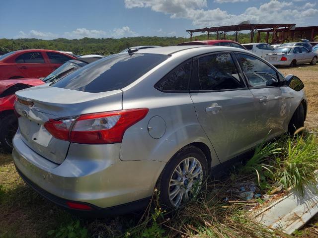 1FAHP3F22CL159359 - 2012 FORD FOCUS SE SILVER photo 3