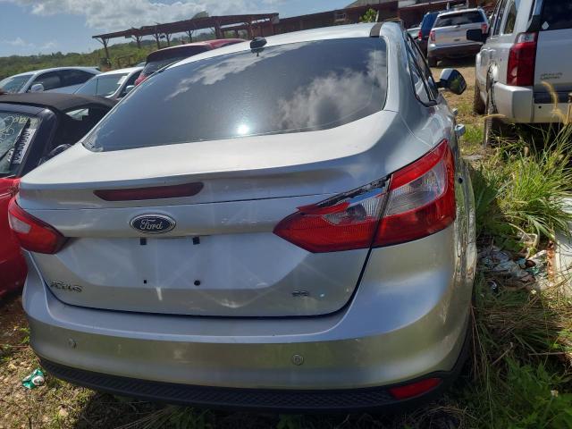 1FAHP3F22CL159359 - 2012 FORD FOCUS SE SILVER photo 6