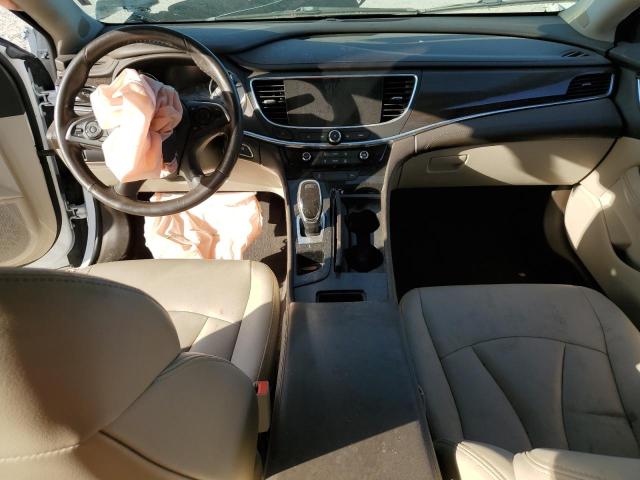 1G4ZN5SS1KU108543 - 2019 BUICK LACROSSE PREFERRED WHITE photo 8