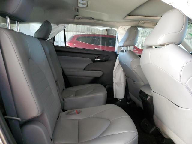 5TDGZRAH7LS017926 - 2020 TOYOTA HIGHLANDER XLE GRAY photo 11