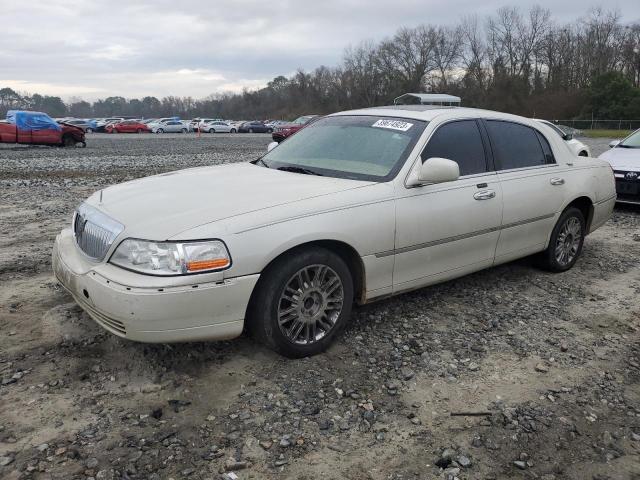 1LNHM82V66Y648625 - 2006 LINCOLN TOWN CAR SIGNATURE LIMITED CREAM photo 1