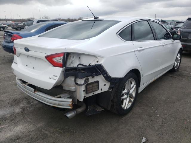 3FA6P0HR7DR229814 - 2013 FORD FUSION SE WHITE photo 4