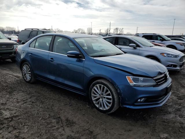 3VWD17AJ3FM233209 - 2015 VOLKSWAGEN JETTA SE BLUE photo 4