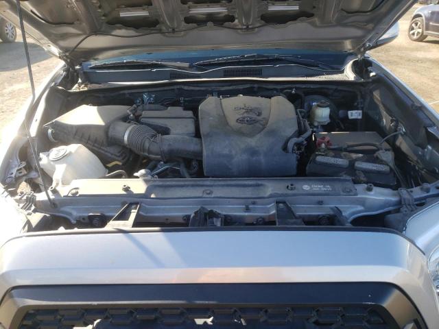 3TMCZ5AN7HM065110 - 2017 TOYOTA TACOMA DOUBLE CAB 银色 照片 11
