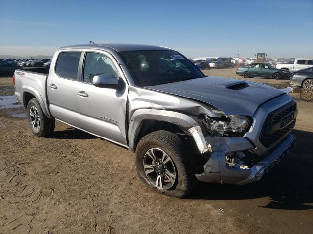 3TMCZ5AN7HM065110 - 2017 TOYOTA TACOMA DOUBLE CAB 银色 照片 4