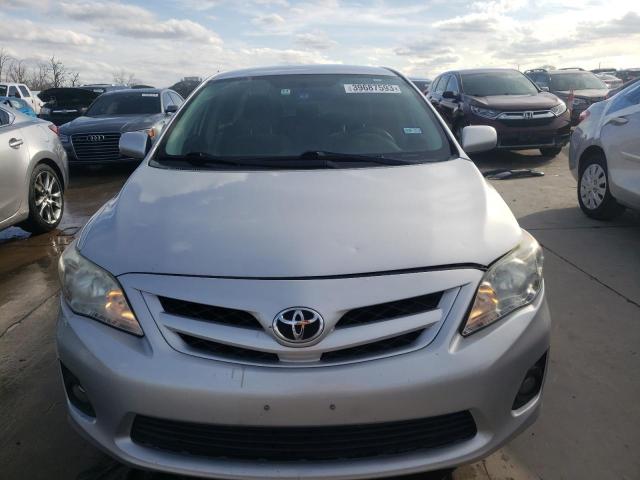 2T1BU4EEXCC851080 - 2012 TOYOTA COROLLA BASE SILVER photo 5