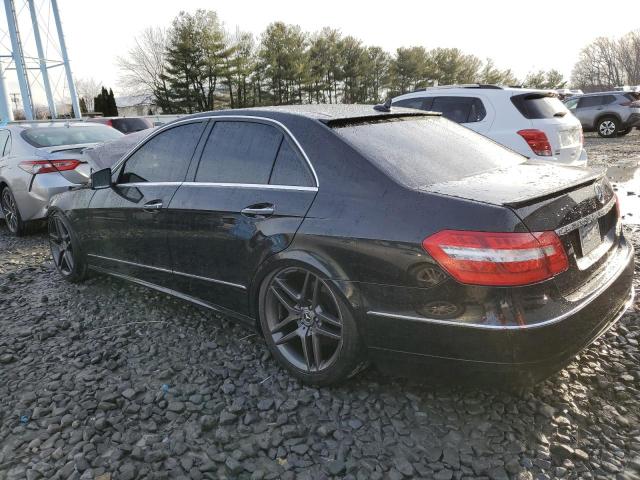 WDDHF9AB9BA309880 - 2011 MERCEDES-BENZ E 550 4MATIC BLACK photo 2