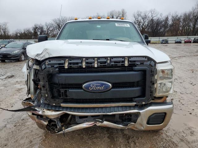 1FT7W2BT6GEC13242 - 2016 FORD F250 SUPER DUTY WHITE photo 5