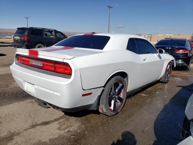 2C3CDYAG9EH106935 - 2014 DODGE CHALLENGER SXT WHITE photo 3