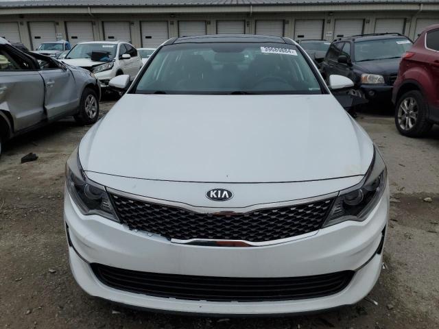 5XXGU4L35GG012119 - 2016 KIA OPTIMA EX WHITE photo 5