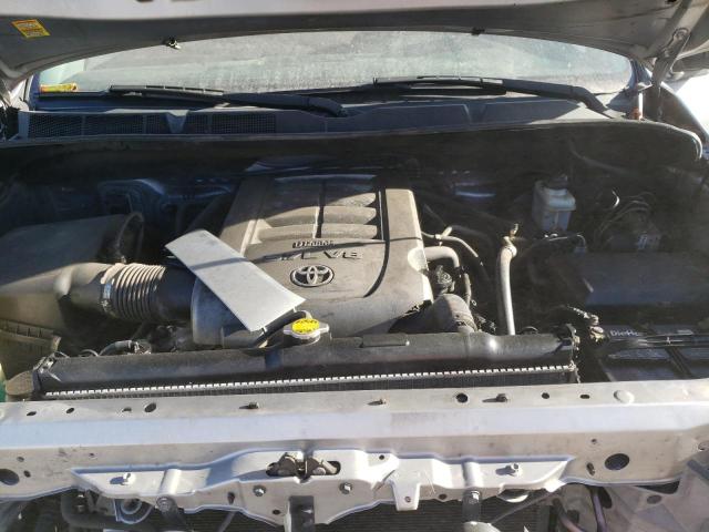 5TFUW5F11AX125546 - 2010 TOYOTA TUNDRA DOUBLE CAB SR5 SILVER photo 11