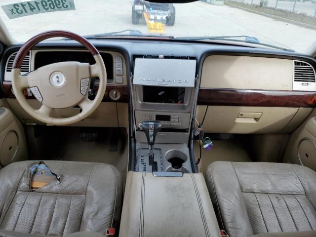 5LMFU28535LJ01820 - 2005 LINCOLN NAVIGATOR 红色 照片 8